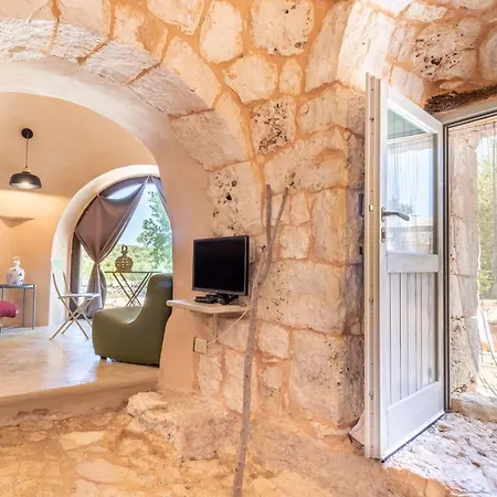 Intero Trullo Paradiso Ferienhaus *